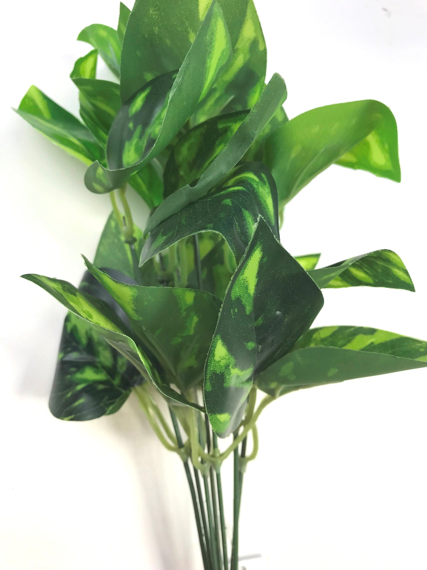 Artificial Pothos Bush 33cm