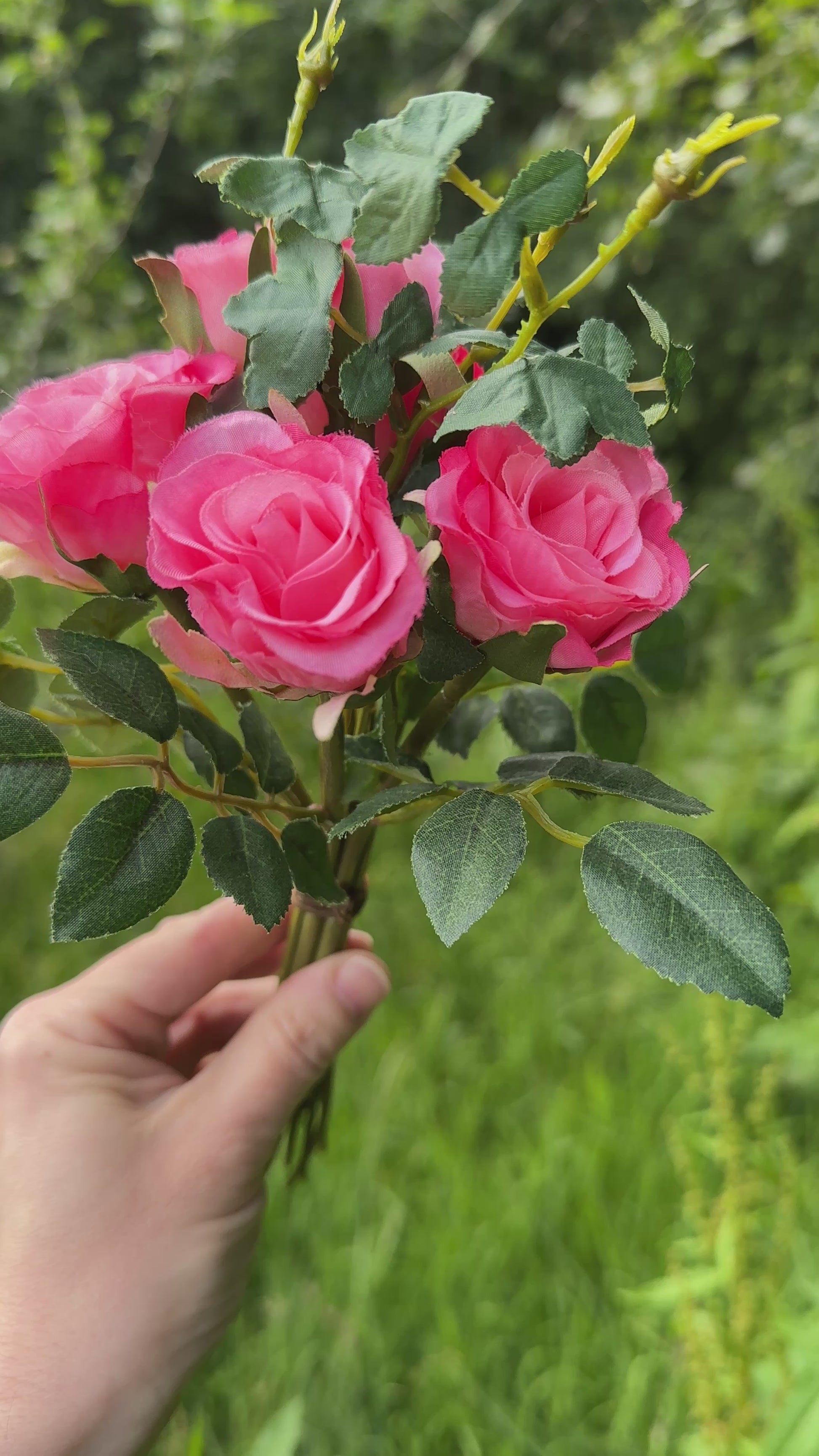 Artificial Pink Rose Flower Bundle Bouquet Video