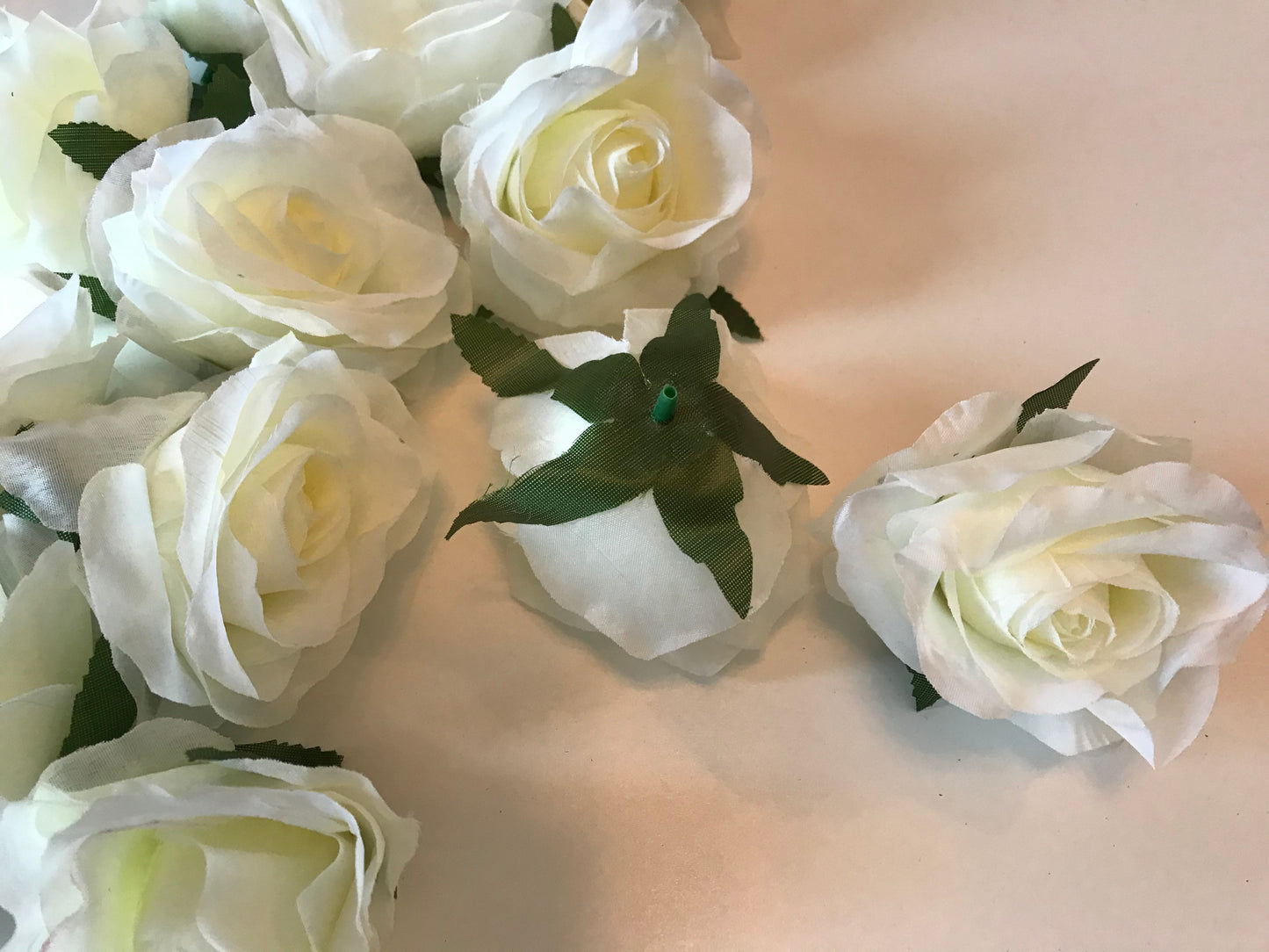 Pack of 12 Artificial Ivory Roses - 8cm Flowers